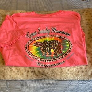 Great Smoky Mountains Tennessee Pink Graphic Tee